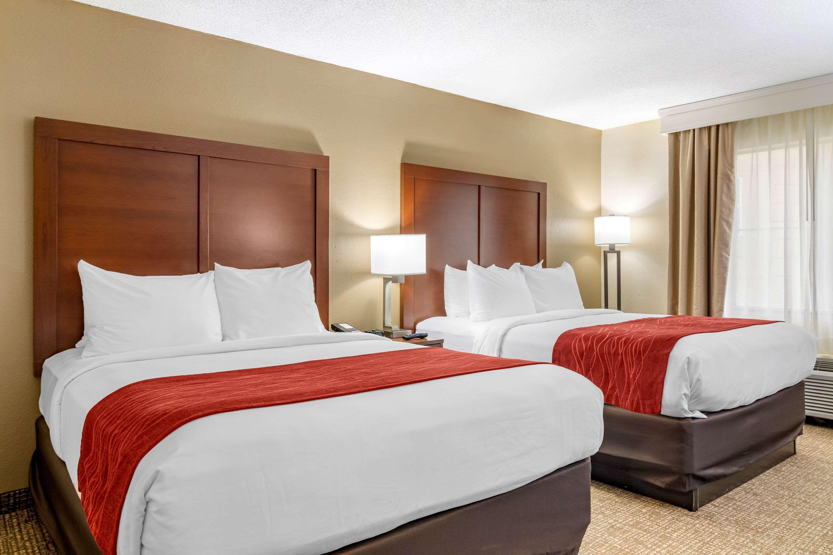 Comfort Inn & Suites Macon North I-75 Exterior photo